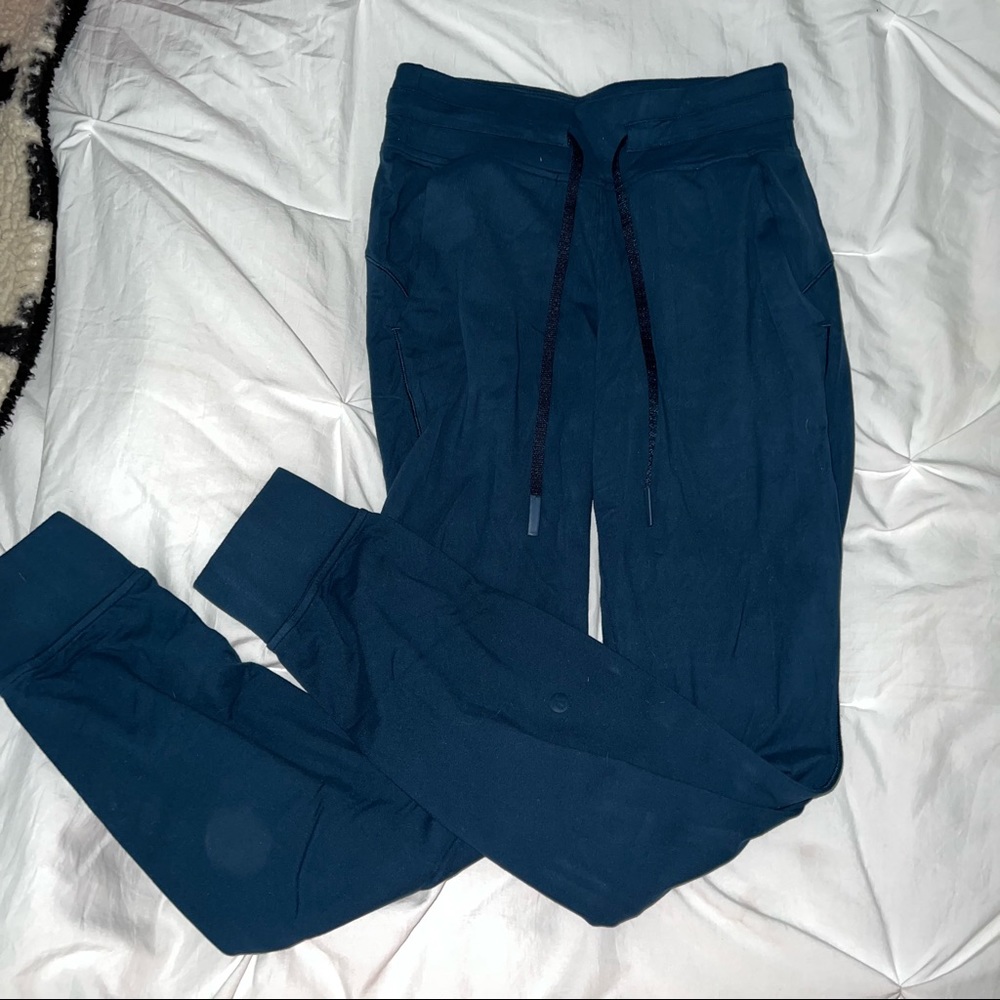 lululemon joggers